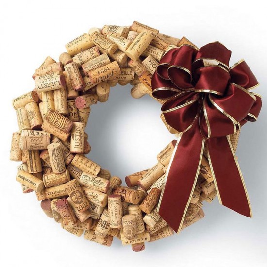 How To: Create A Recycled Wine Cork Christmas Wreath…