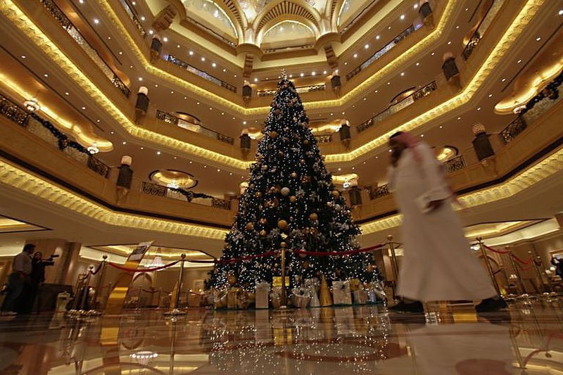 This Is What An $11 Million Dollar Christmas Tree Looks Like!