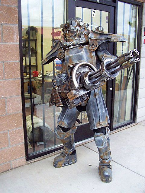 Heavy Cosplay: Sick Fallout 3 Power Armor Costume That Rules