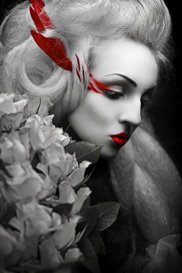 Creative Photography: Dramatic Effects Of Red & Black