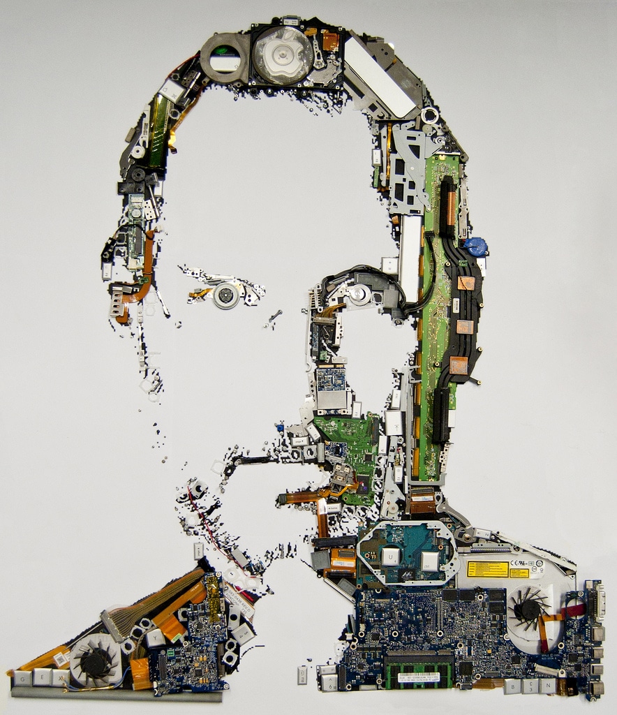 Steve Jobs Portrait Made From Old MacBook Pro Parts