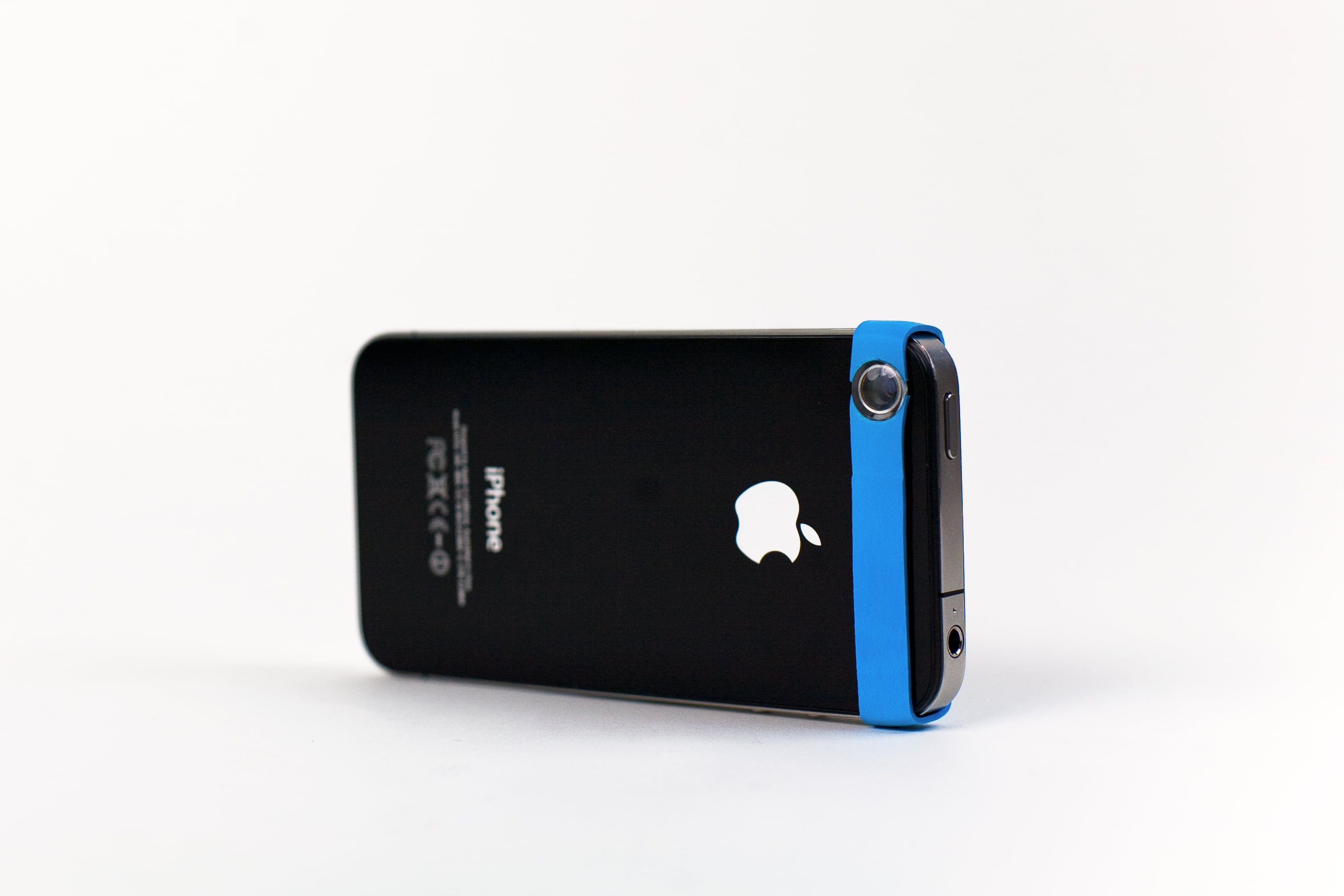 Macro Lens Band: Minimalistic iPhone Lens Accessory