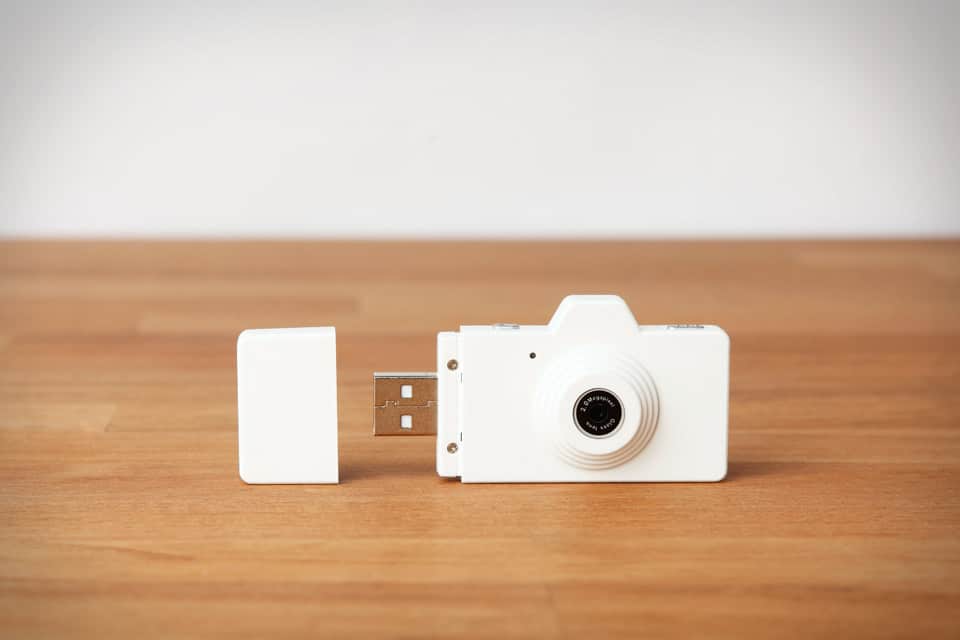 Superheadz Clap Camera: Take Photos With A USB Stick