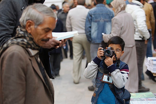 Iraq’s Youngest Professional Photographer Will Only Photograph Peace