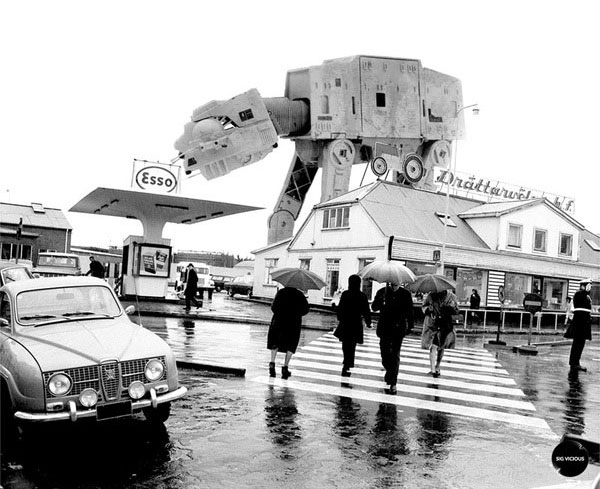If A Star Wars Invasion Happened IRL [14 Black & White Pics]