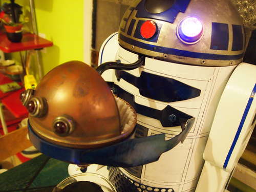 R2-D2 Custom Coffee Maker Doubles Up The Smiles