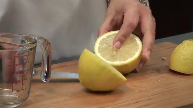 How To Squeeze More Lemon Out Of Your Lemon [Video]