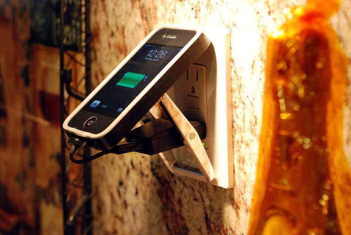 Volt Buckle: Let Your Belt Charge Your Smartphone