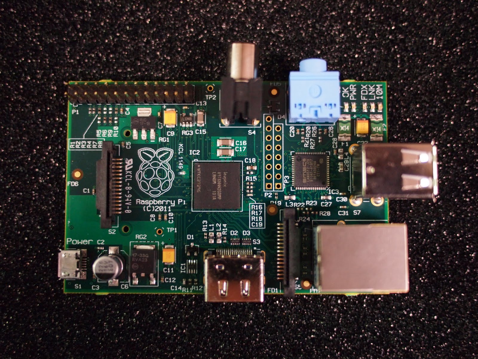 Raspberry Pi: World’s Cheapest Computer Now Available [Video]