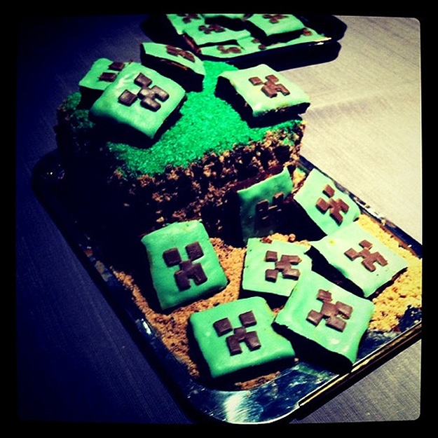 Minecraft Cupcakes & Cakes To Celebrate Being Creative