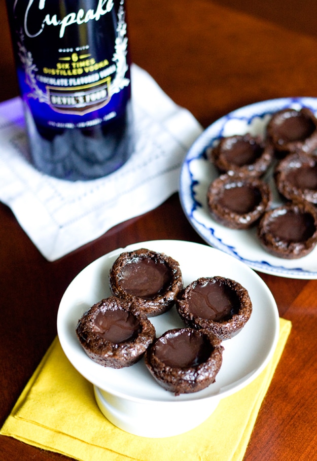 Drunk Brownies: Chocolate Brownie Pudding Vodka Shots