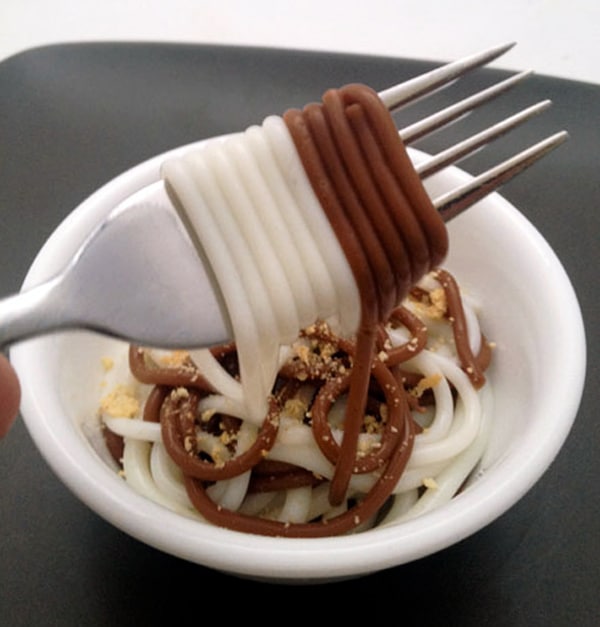 S’mores Spaghetti: Marshmallow & Chocolate Pasta For Geeks