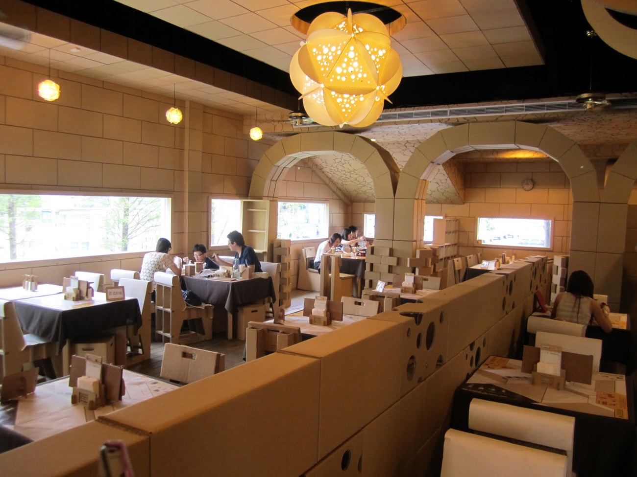 Cardboard Design: An Elegant Restaurant Created From Cardboard