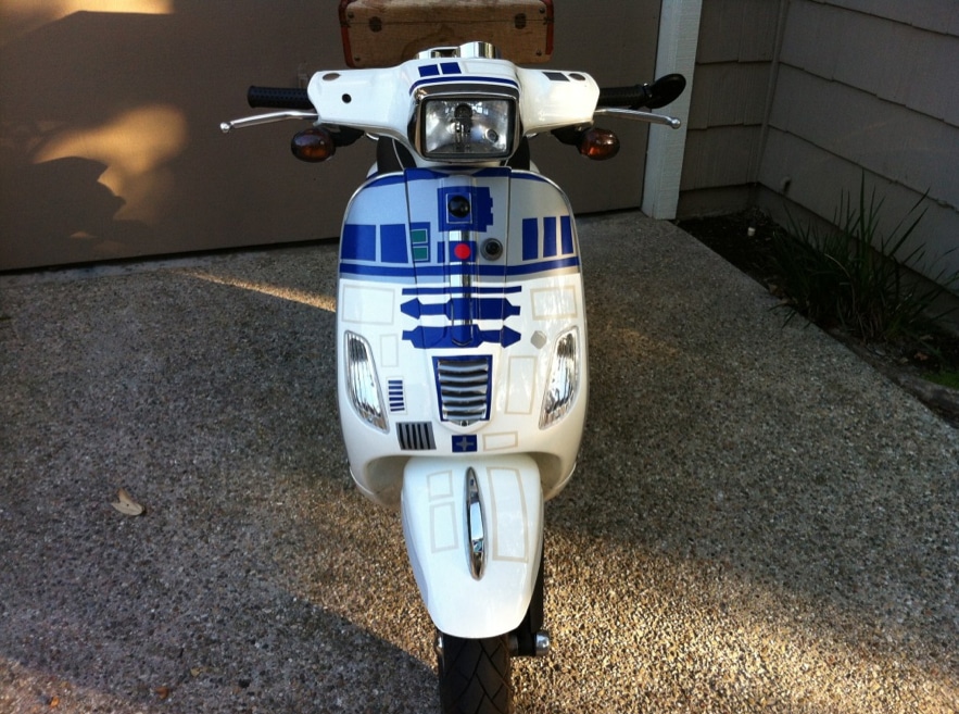 Star Wars Mod: The Super Geeky & Fabulous R2-D2 Scooter
