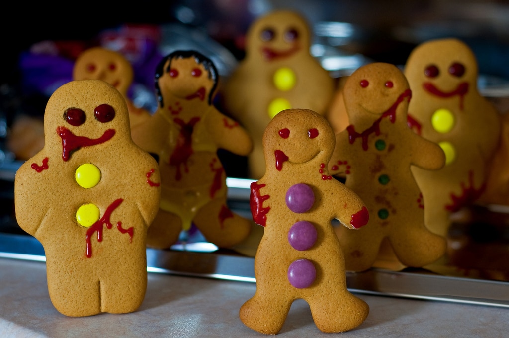 25 Inspiring Gingerbread Creations To Put You In The Holiday Spirit