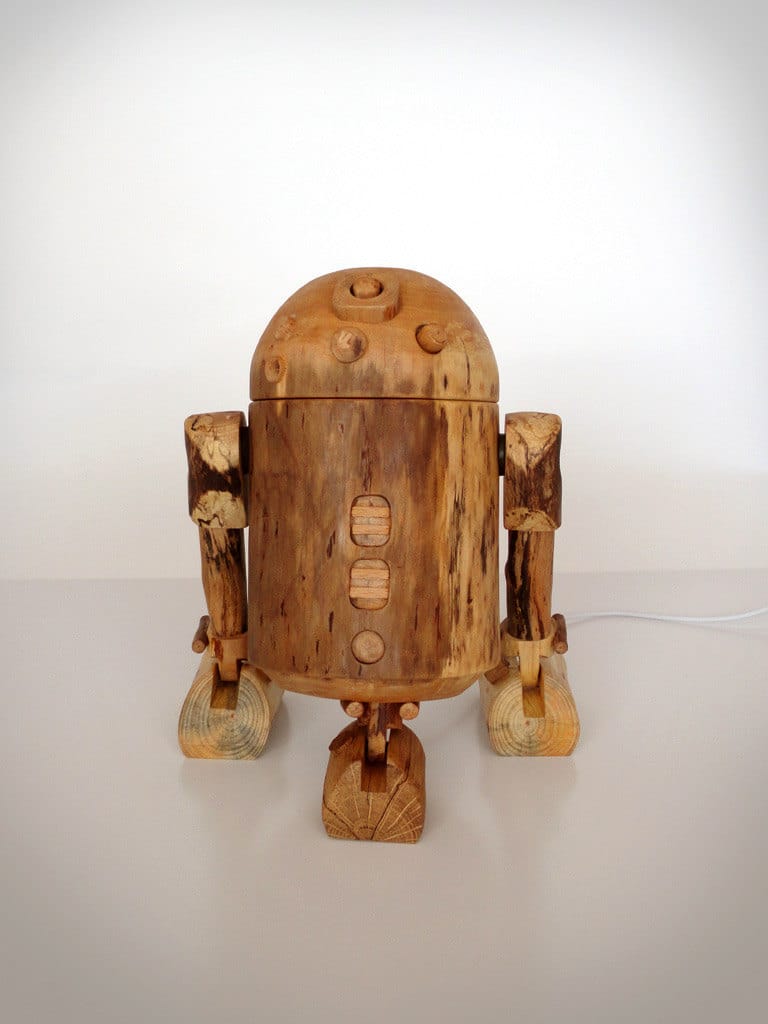 Dock The Jedi Way With The R2-D2 Wooden iPhone Dock