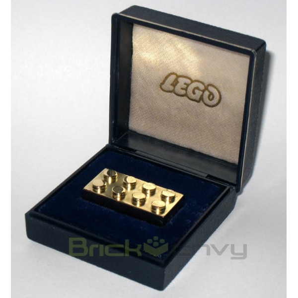 World’s Most Expensive LEGO Solid Gold Brick Now Up For Grabs