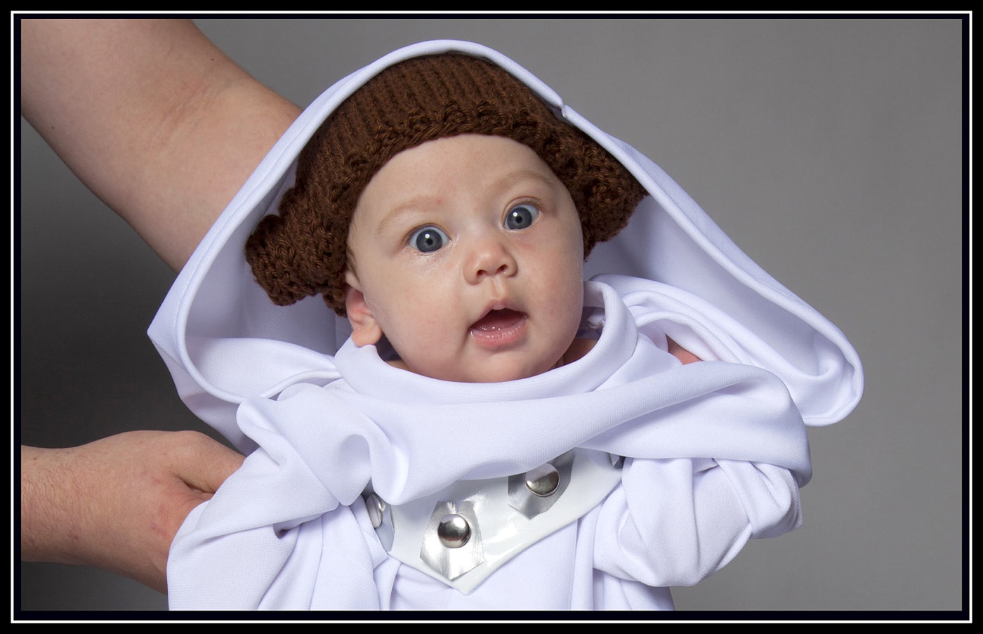 Princess Leia Baby Robe & Hat: Let Your Baby Girl Go Geek