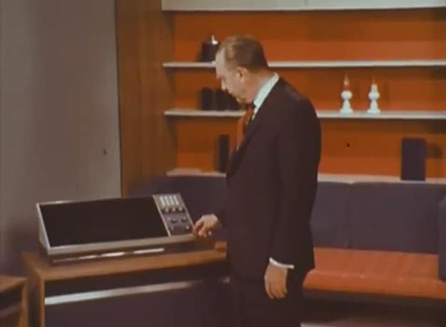 Home Office Design Of 2001 As Imagined In 1967 [Video]