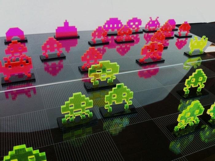 Laser Cut Retro 8-Bit Space Invaders Chess Set Will Make You Drool