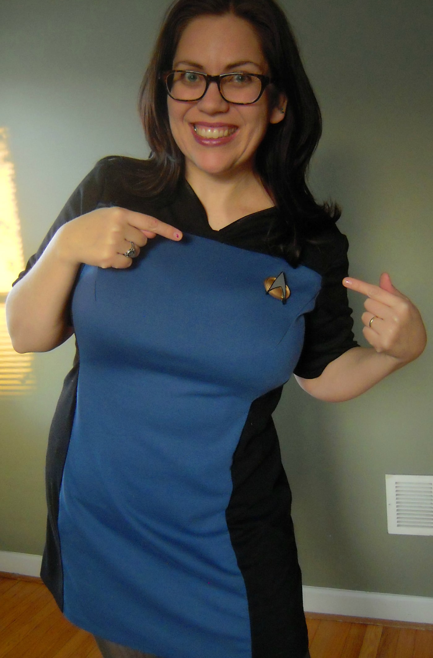 Join Starfleet: Make Your Own Star Trek TNG Skant Uniform