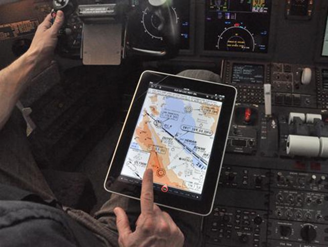 Airline Industry Now Using iPads In The Cockpit To Increase Efficiency