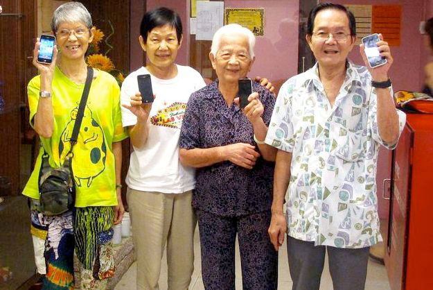 Refurbished iPhones With Special Apps Designed To Help Senior Citizens
