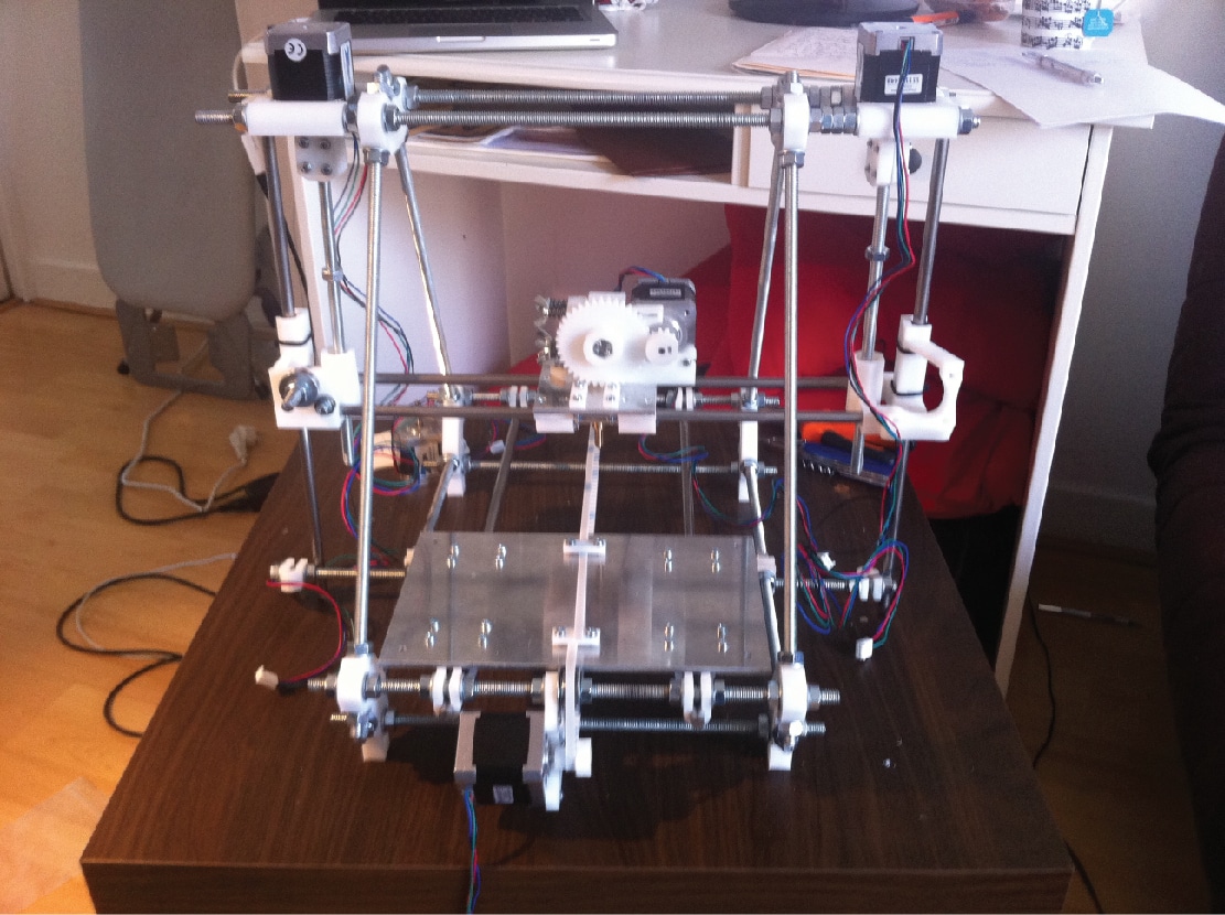 Innovative DIY 3D Printer Prints Its Own Parts