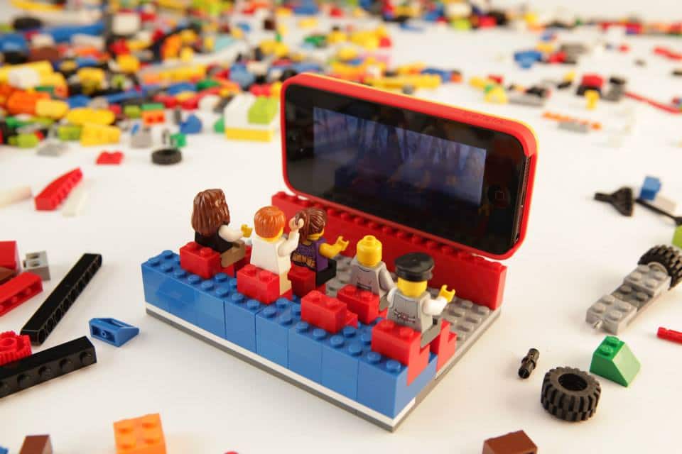 Brick Up Your iPhone 5 With This New Creative Lego Case