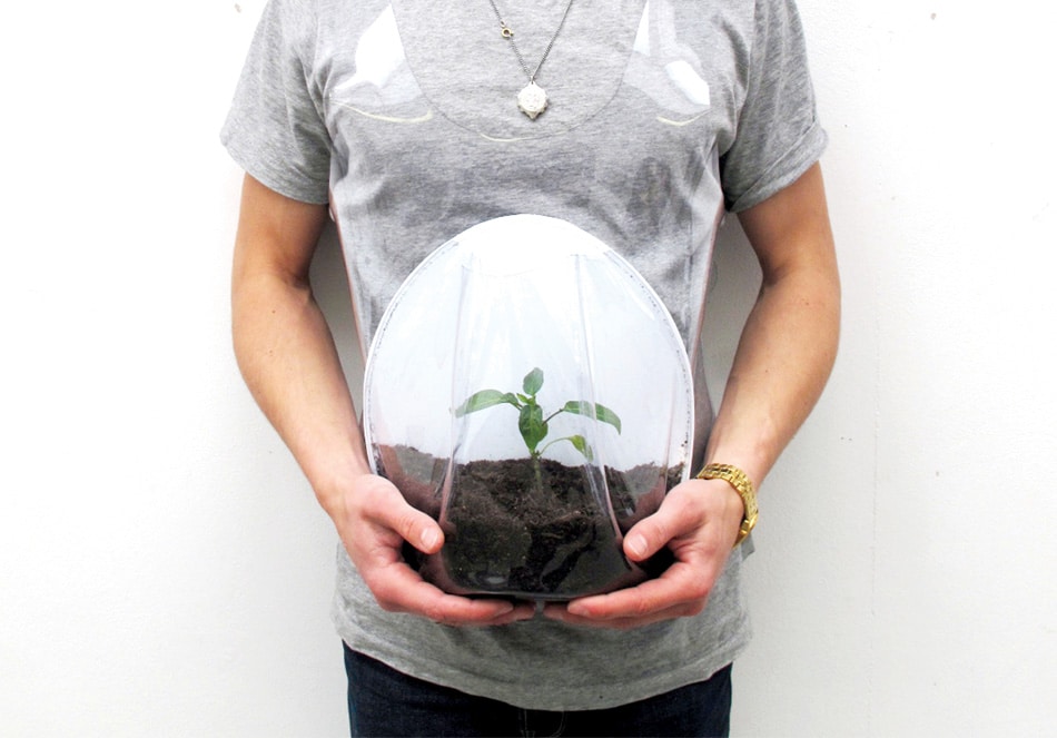 Plant-Growing Maternity Vest For People Who Love Their Plants