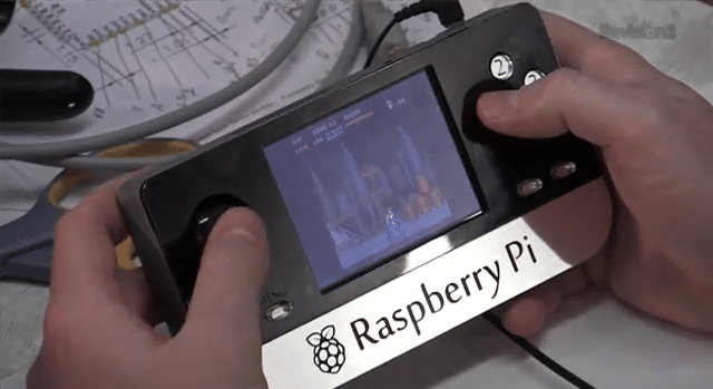 Guy Builds Portable Gamepad Based On A Raspberry Pi