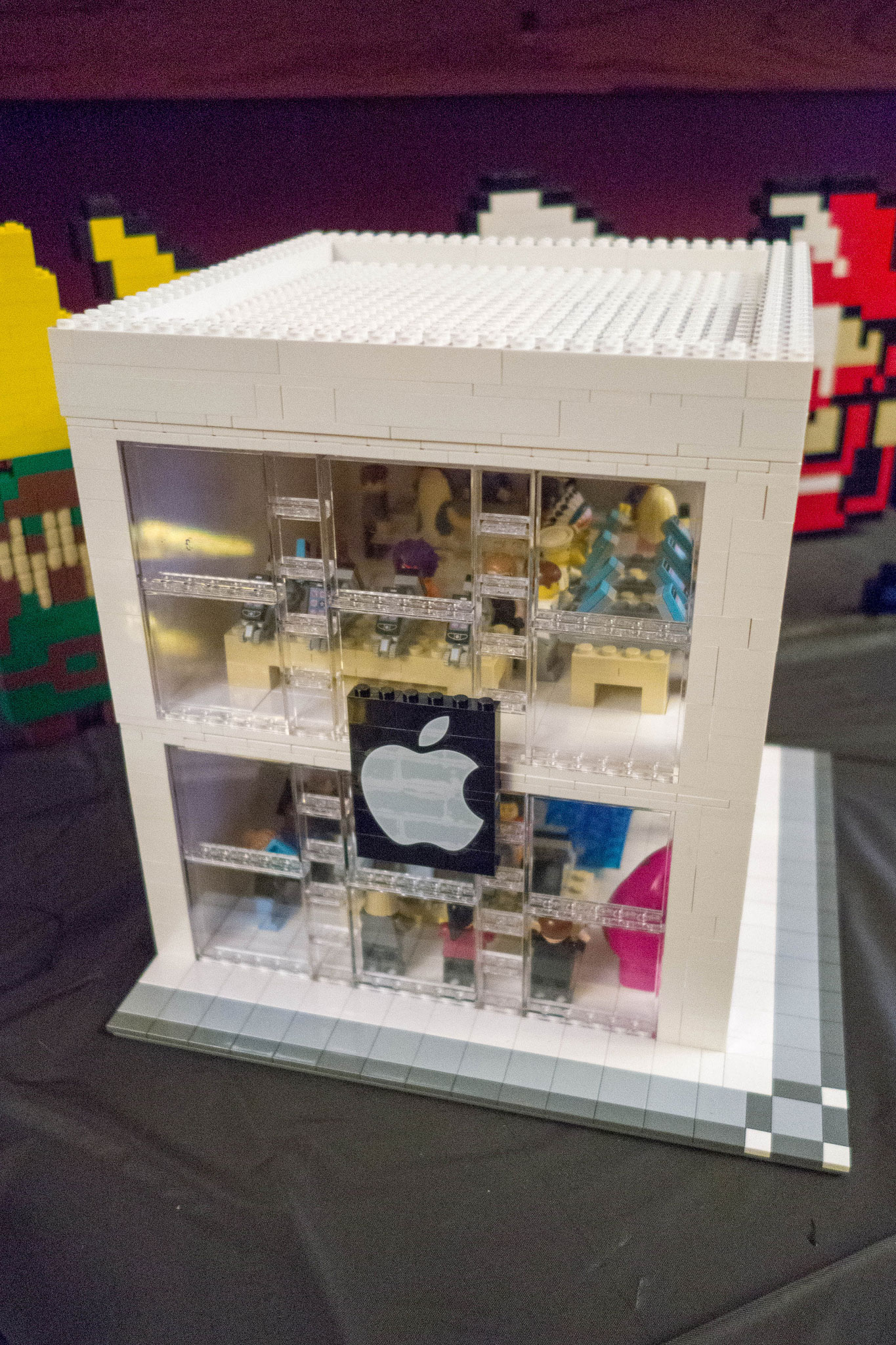 Modular Two Story LEGO Apple Store Build Even Has A Genius Bar