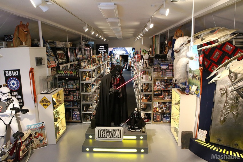 World’s Largest Collection Of Star Wars Memorabilia Has 300,000 Pieces