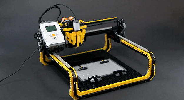 LEGO 3D Milling Machine Prints With Incredible Accuracy & Results