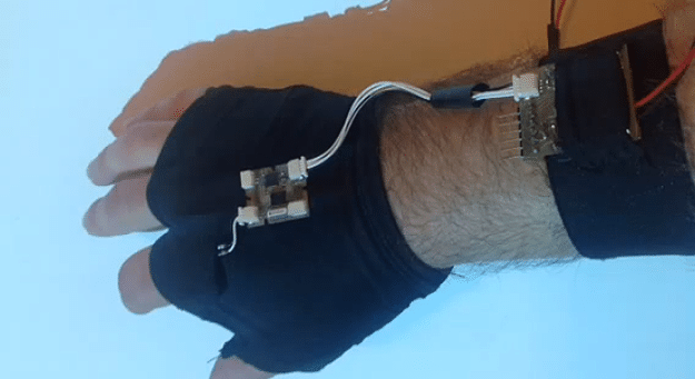 Guy Builds Latency-Free Gesture Controlled Wearable Mouse