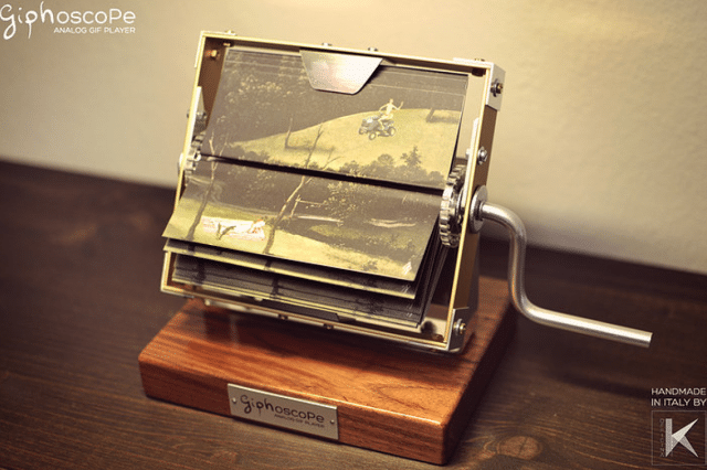 Giphoscope: Retro Hand-Cranked Animated GIF Viewer