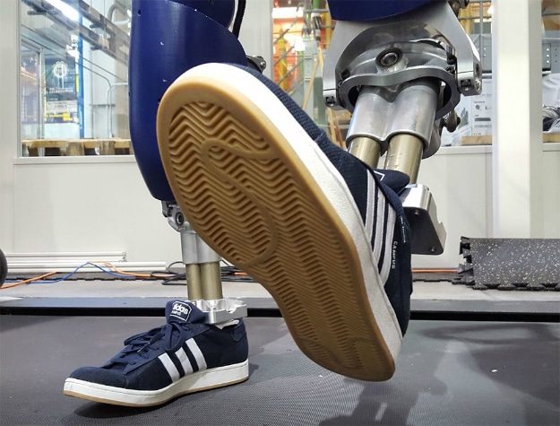 DARPA’s DURUS Robot Walks Exactly Like A Human