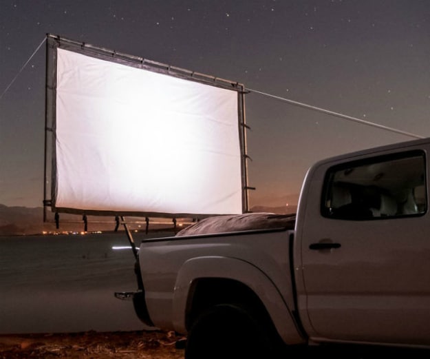 Portable Outdoor Movie Screen For Camping Movie Nights