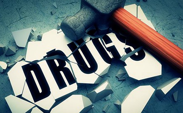 14 Terrifying Statistics About Drug Use Worldwide [Infographic]