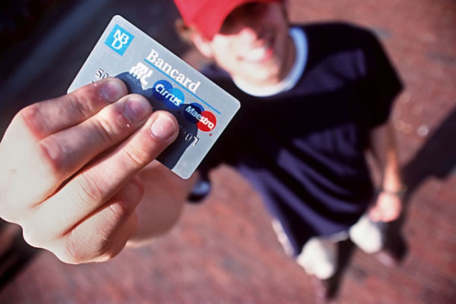 College And Credit Cards – Combine Them And Save