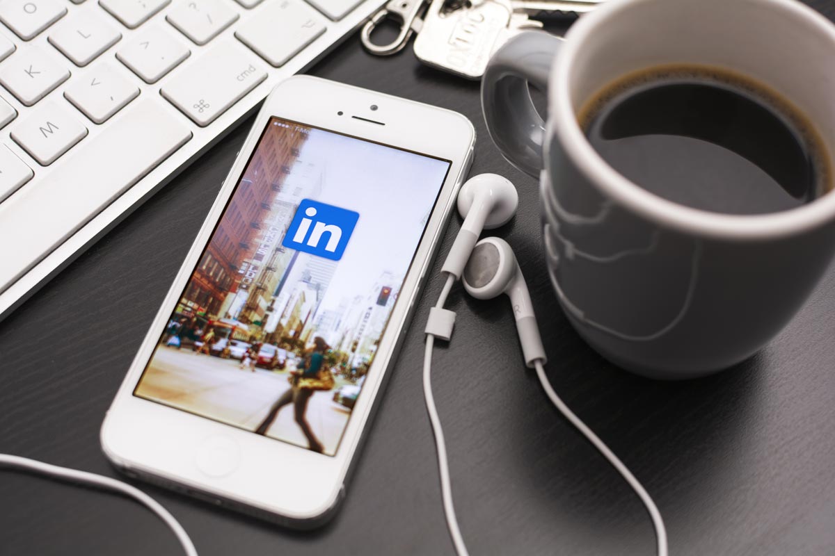 How Your Business Can Increase Engagement With Native LinkedIn Videos