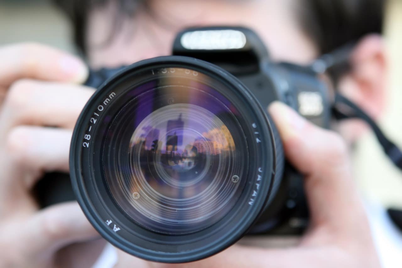 How Important Is The Lens For Your DSLR Camera?