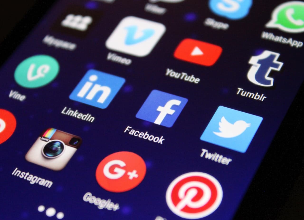Why Your Company Needs Social Media Policy