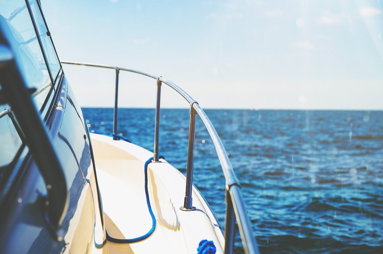 Yacht Safety Tips Header Image