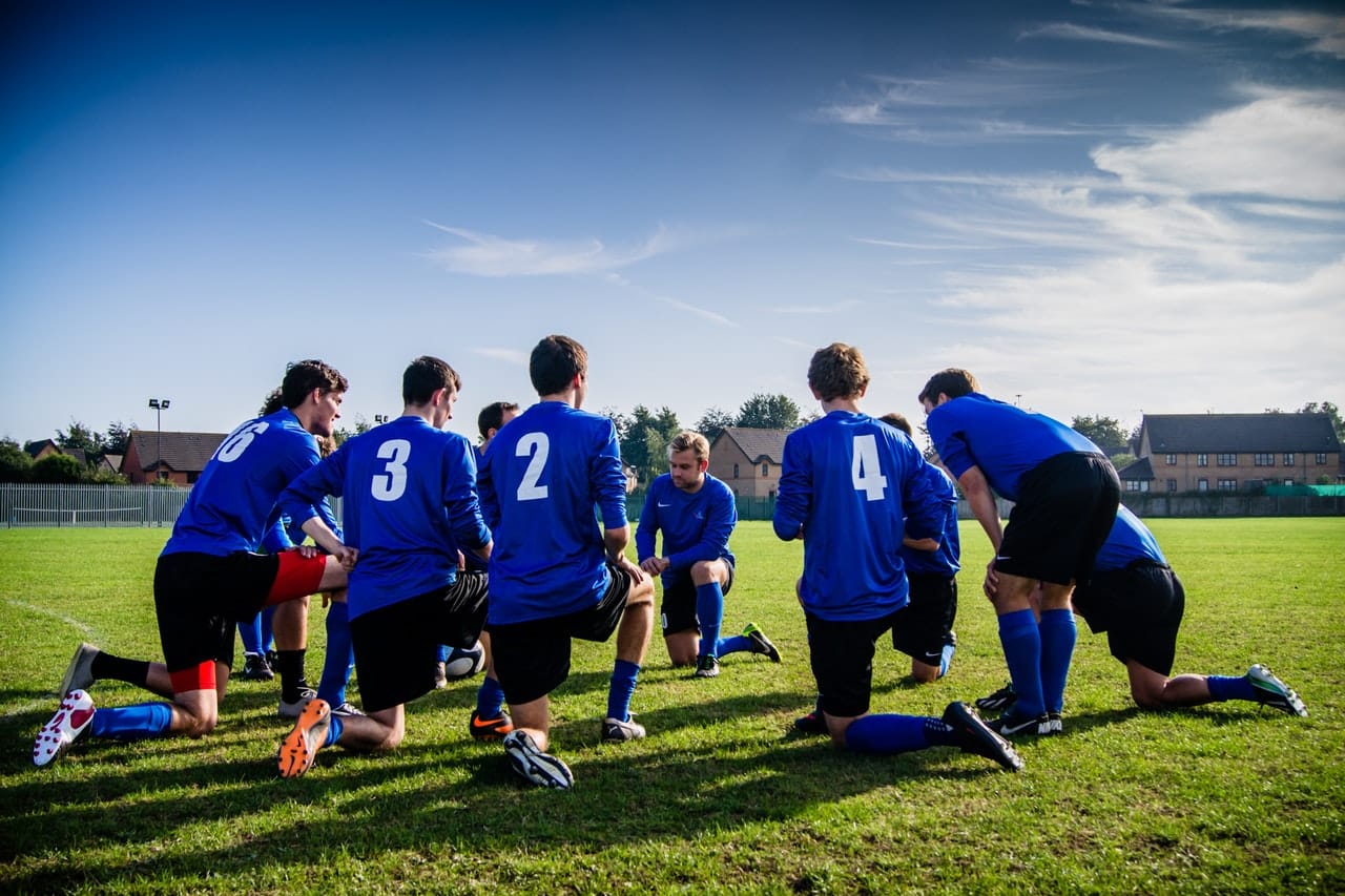 4 Reasons Adults Play Team Sports Header Image