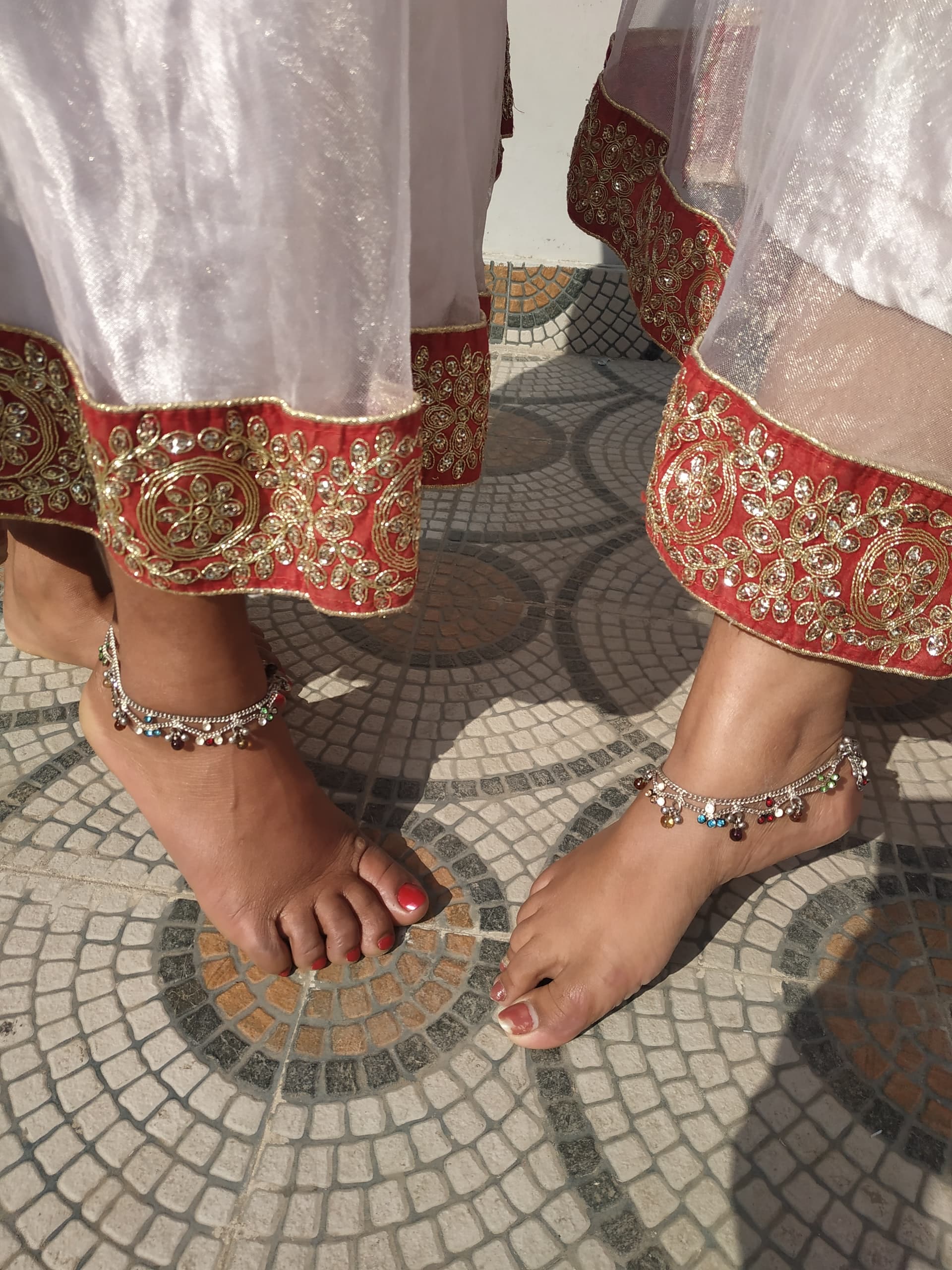 Meaning Behind Anklets Article Image