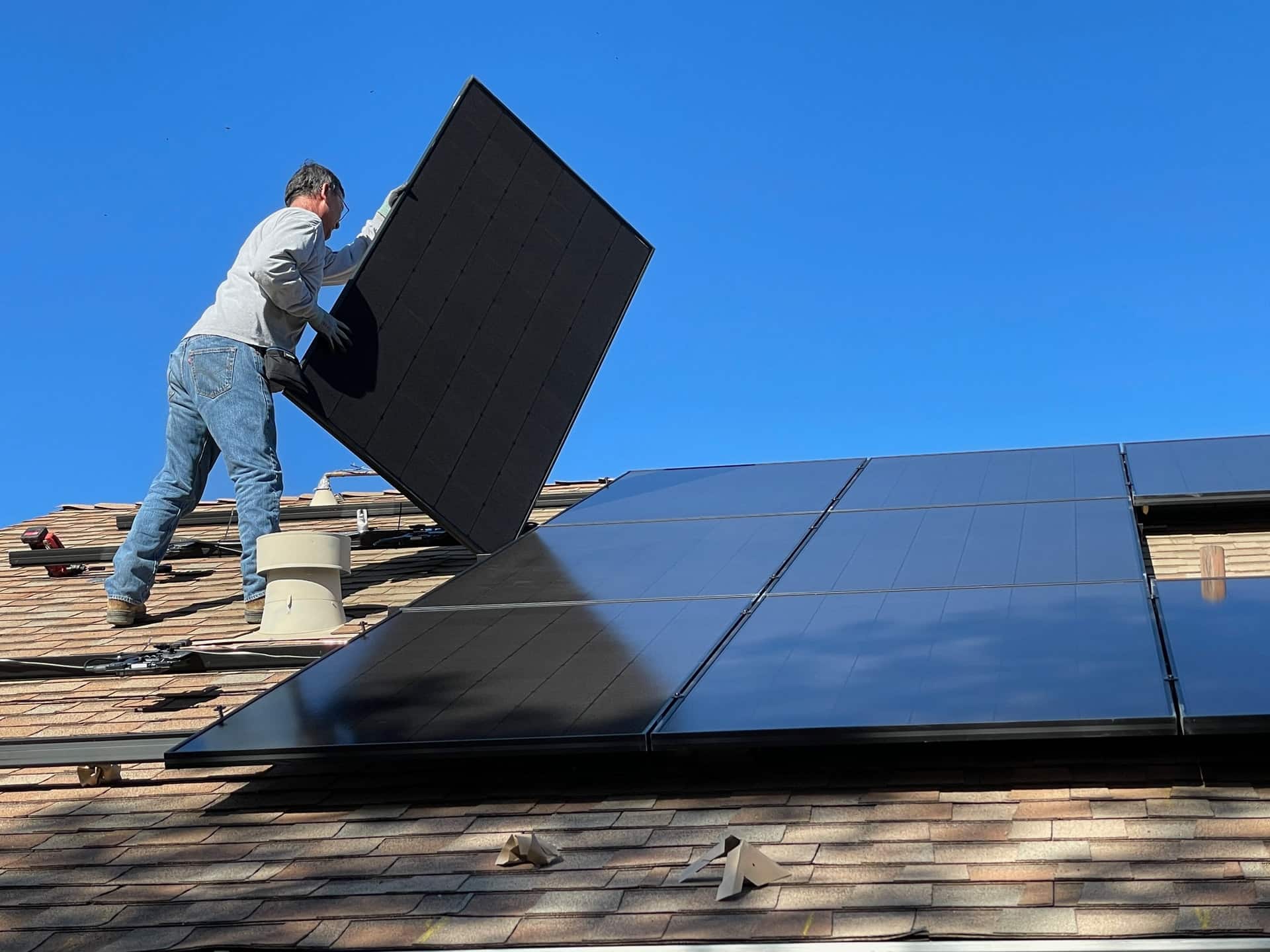 Solar Roof Installation Header Image