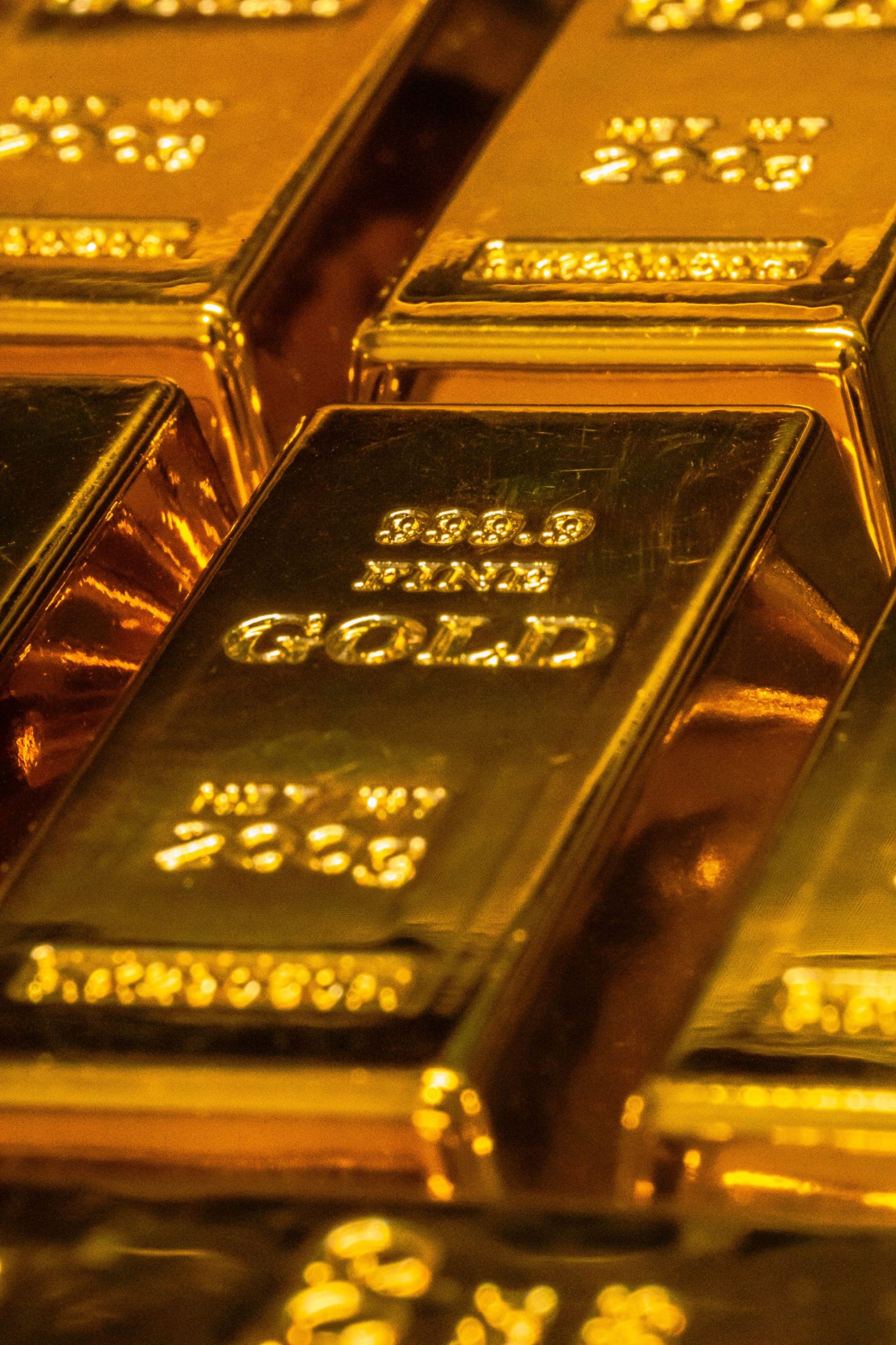Benefits Investing Gold Bars Article Image