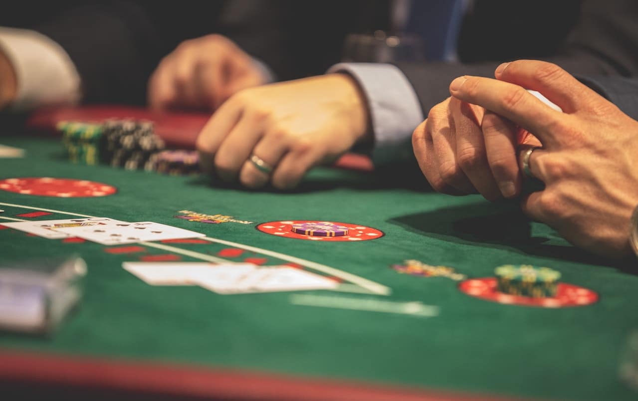 Perfect Casino Attire Myths Header Image
